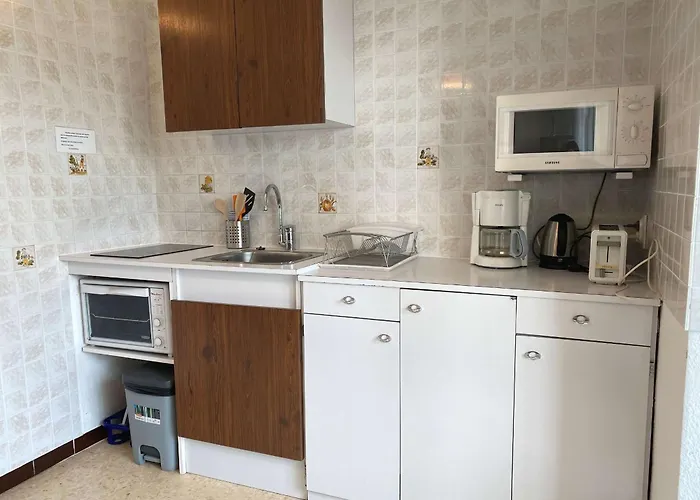 T1 Confortable Avec Balcon Et Ascenseur A - Fr-1-553-181 * Баларук-ле-Бен