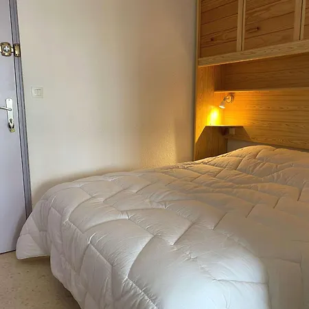 Apartment T1 Confortable Avec Balcon Et Ascenseur A - Fr-1-553-181